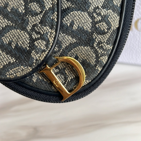 Authentic Vintage Dior Saddle Vanity Case - Picture 4 of 9